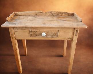 Rustic Old Pine Washboard Table w/ Drawer – Primitive Farmhouse Style – 34.5" x 17.5"