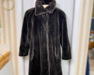  Donnybrook Women's A-Line Brown Faux Fur Coat, Size XS
