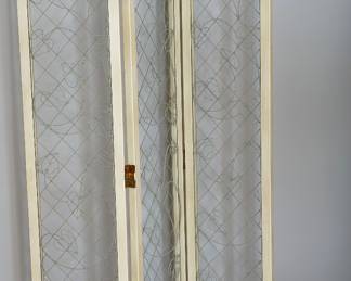 3 panel room divider trifold wire mesh and wood 