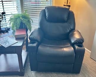 Electric recliner , leather 