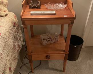 Antique Stand