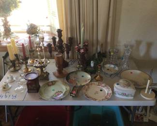 More knick knacks and ceramics