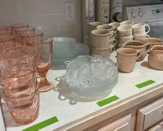 France Arcoroc Aspen pressed glass / Noritake Sweet Swirl-Peach / 