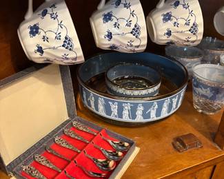 Myott Meakin England Cups + Saucers