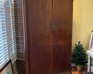 Antique Oak Wardrobe
