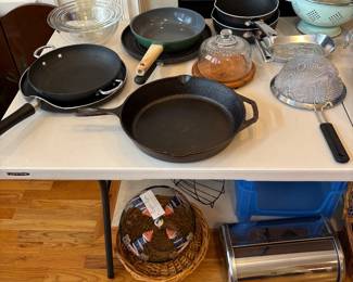Kitchenware, Cookware, Bakeware