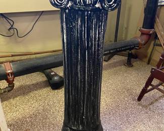Plaster column stand