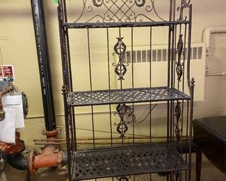 Decorative metal folding shelf