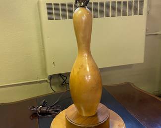 Wood bowling pin shape lamp base