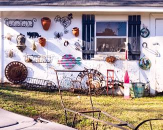 Decorative Iron Patio Furniture and Decor