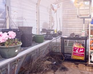 Garden Décor & Supplies