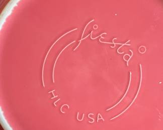 Fiesta Ware Medium Bowl in Flamingo third image