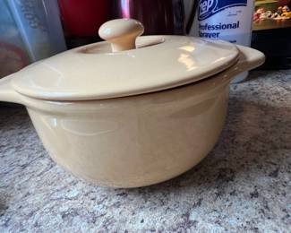 Chantal Ovenware Casserole Dish with Lid second image