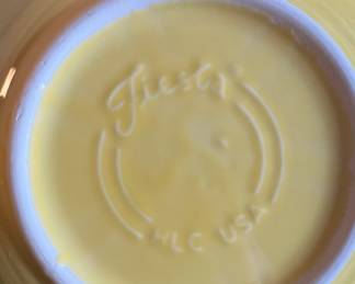 FiestaWare Yellow Mixing Bowl  Vintage Homer Laughlin fourth image