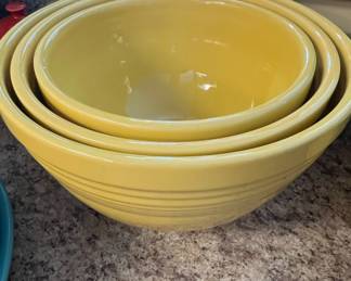 Fiesta Ware Yellow Nesting Mixing Bowl Set fifth image