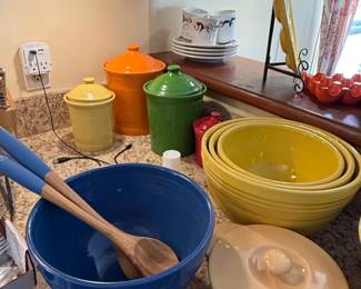 Fiesta Ware Disk Pitchers and Bowls fifth image