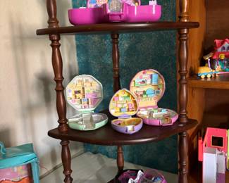 Polly Pockets