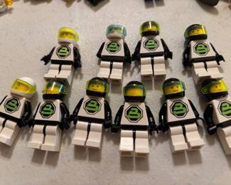 Vintage Lego figures