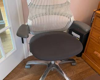 Knoll office chair