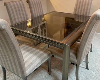 Klingmans table and chairs.  Expands to 104 x 36