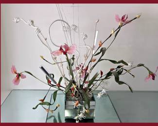 Small Attractive Silk Arrangement