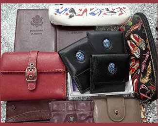 Brighton, Etienne Aigner, Coach & Lladro