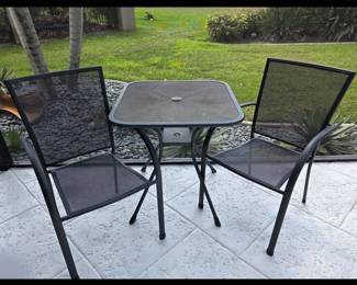 Outdoor Bistro Set; Table Can Hold an Umbrella