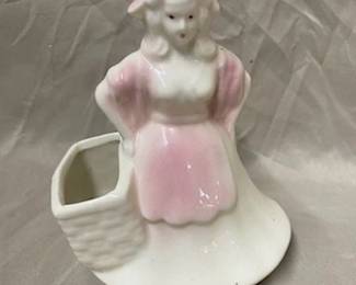 Dutch Girl Planter 