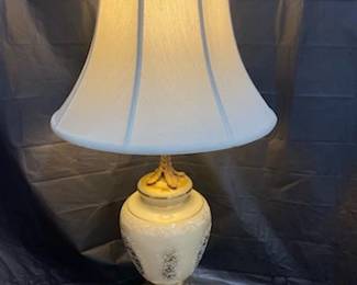 Porcelain Lamp w/Marble Base 
