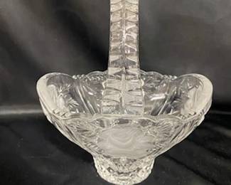 Crystal Basket w/Roses 