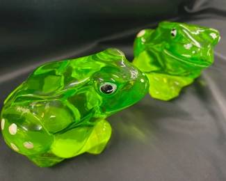 Fenton Uranium Frogs -SOLD ONE