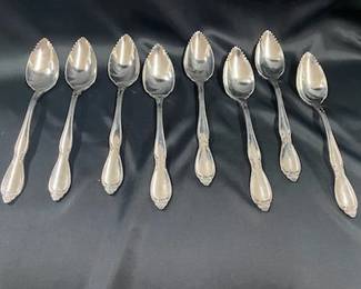 Set of 8 Oneida Grapefruit Spoons 