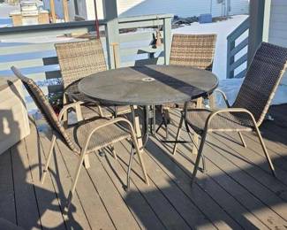 2 Patio Table with 4 Chairs