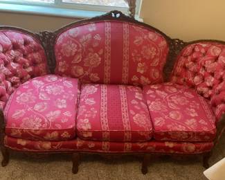 Victorian-style parlor sofa-78”