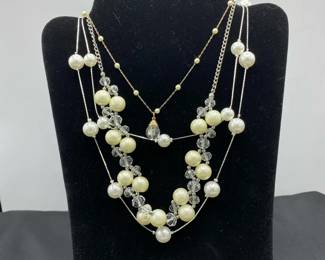 Pearl beaded necklaces