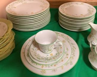 12 place setting of this china called Noritake “Reverie”. 67 pieces