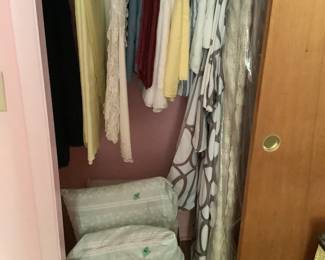 Table cloths, curtains and pillows