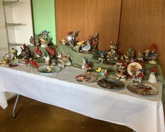 Nice variety of birds….all types but many cardinals