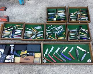 Vintage collection of hand held razors/shavers.  Several different brands.   Several made in the 1920s
