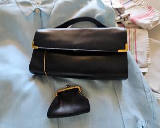 1 purse many views. VTG Christian Dior leather 