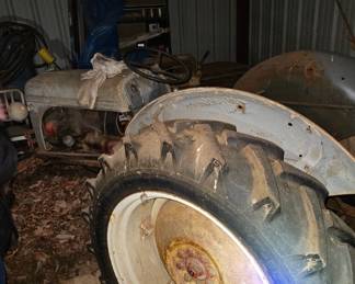Ford 1940's tractor