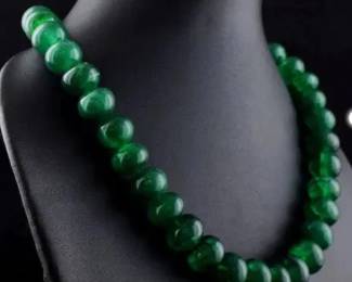 Fine Emerald Gemstone Necklace; WE ACCEPT ALL REASONABLE OFFERS

• Handwoven Persian & Oriental Rugs and Kilims
• Fine Art & Original Oil Paintings
• Antiques & Decorative Tapestries
• Fine Jewelry – Gold, Silver & Rare Coins
• Diamonds & Investment-Grade Gemstones