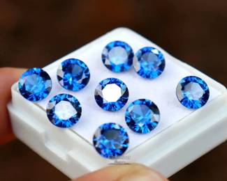 Fine Natural Gemstone;     
WE ACCEPT ALL REASONABLE OFFERS
• Handwoven Persian & Oriental Rugs and Kilims
• Fine Art & Original Oil Paintings
• Antiques & Decorative Tapestries
• Fine Jewelry – Gold, Silver & Rare Coins
• Diamonds & Investment-Grade Gemstones