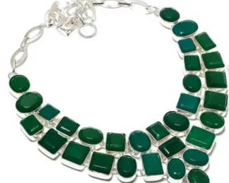 Fine Gemestone neckless; WE ACCEPT ALL REASONABLE OFFERS

• Handwoven Persian & Oriental Rugs and Kilims
• Fine Art & Original Oil Paintings
• Antiques & Decorative Tapestries
• Fine Jewelry – Gold, Silver & Rare Coins
• Diamonds & Investment-Grade Gemstones