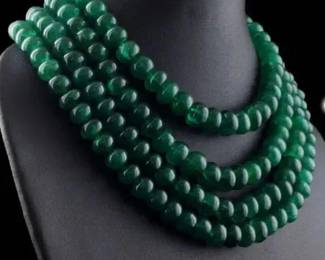 Fin Gemstone Emerald Necklace; WE ACCEPT ALL REASONABLE OFFERS

• Handwoven Persian & Oriental Rugs and Kilims
• Fine Art & Original Oil Paintings
• Antiques & Decorative Tapestries
• Fine Jewelry – Gold, Silver & Rare Coins
• Diamonds & Investment-Grade Gemstones