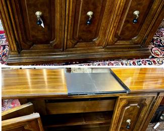 Vintage Thomasville Expandable Server/Flatware Storage approx. 43”L x 18”D