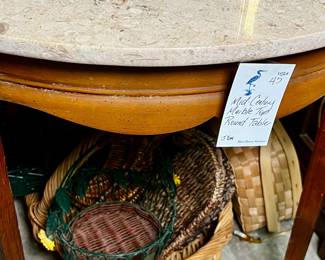 Mid-century modern marble top round table