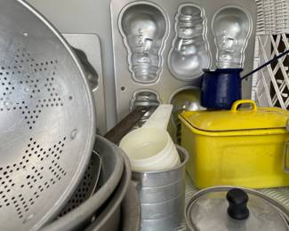 vintage cookie press, vintage cookie cutters and measuring cups