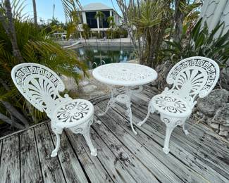 cast aluminum bistro set