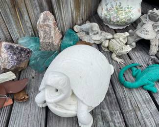 marble turtle spitter, outdoor art, amethyst